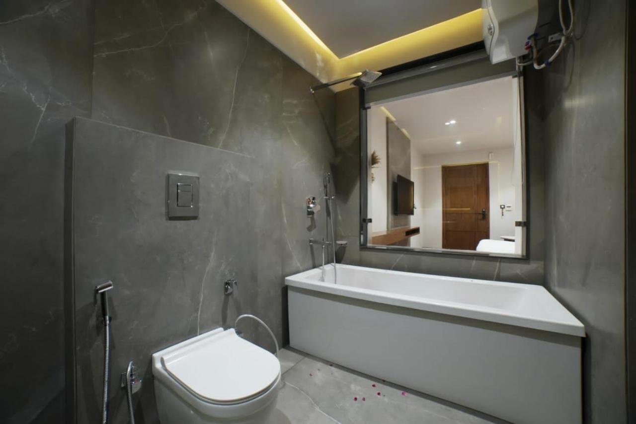 The Rohini Mansion A Unit Of The Monsoon & Pearl Palace Yamunānagar Exteriör bild