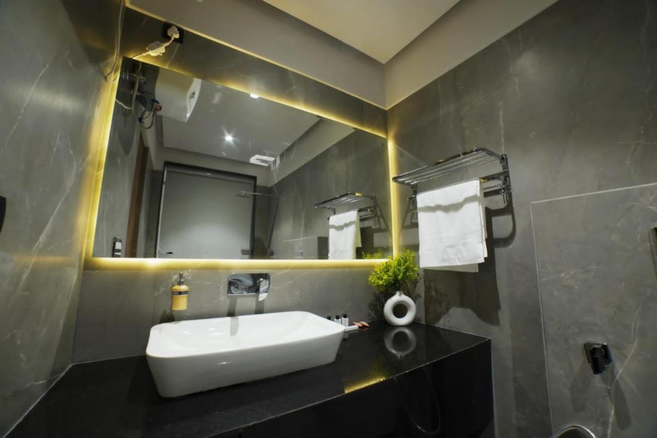The Rohini Mansion A Unit Of The Monsoon & Pearl Palace Yamunānagar Exteriör bild